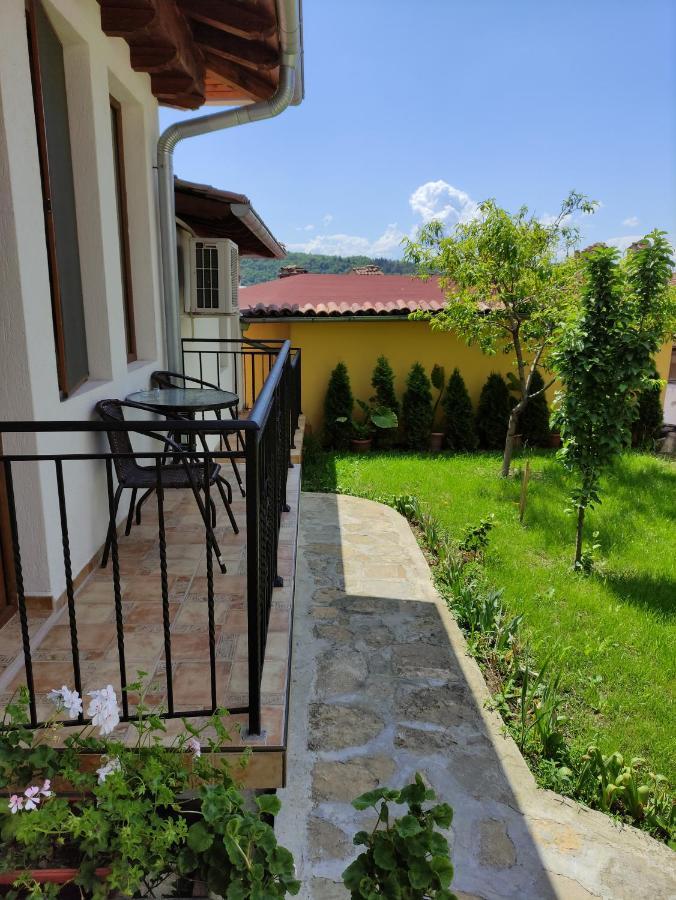 Family Hotel "Slavianska Dusha" เวลีคอเทอร์โนโว ภายนอก รูปภาพ