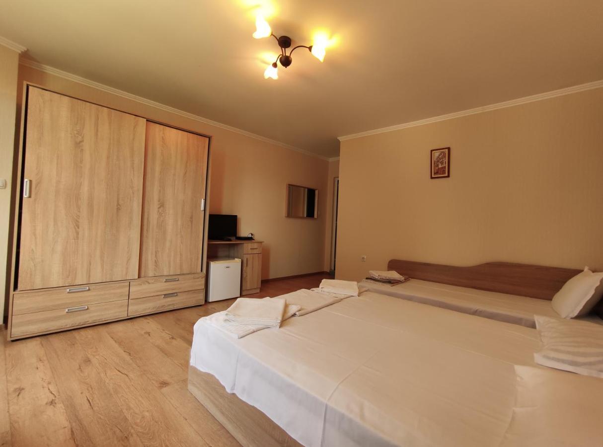 Family Hotel "Slavianska Dusha" เวลีคอเทอร์โนโว ภายนอก รูปภาพ