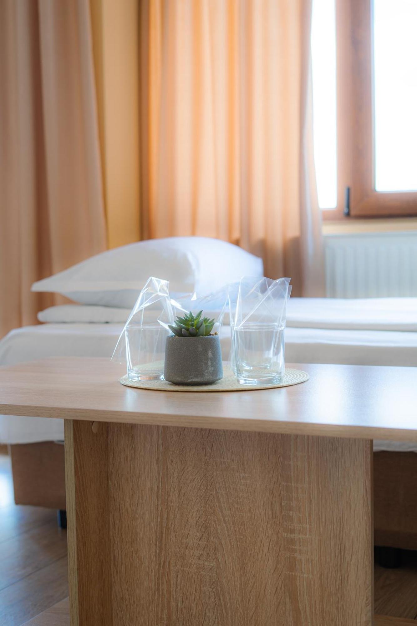 Family Hotel "Slavianska Dusha" เวลีคอเทอร์โนโว ภายนอก รูปภาพ