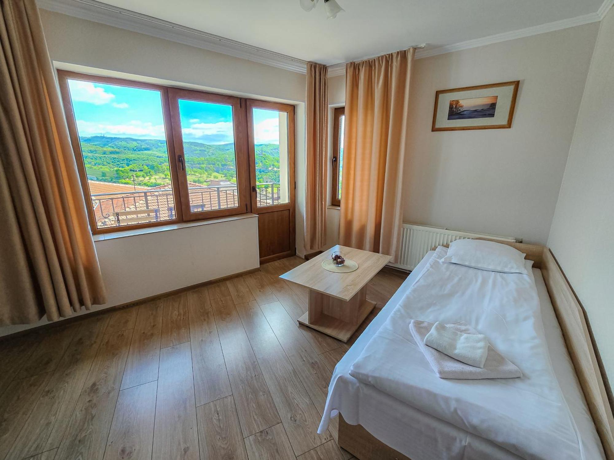 Family Hotel "Slavianska Dusha" เวลีคอเทอร์โนโว ภายนอก รูปภาพ