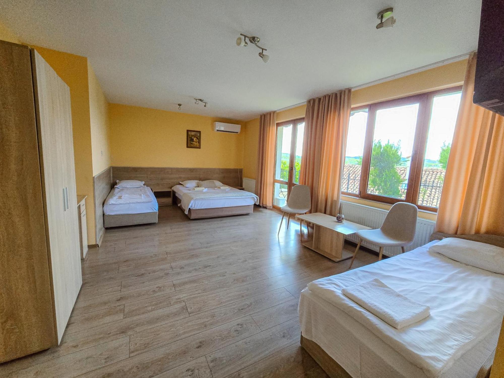 Family Hotel "Slavianska Dusha" เวลีคอเทอร์โนโว ภายนอก รูปภาพ