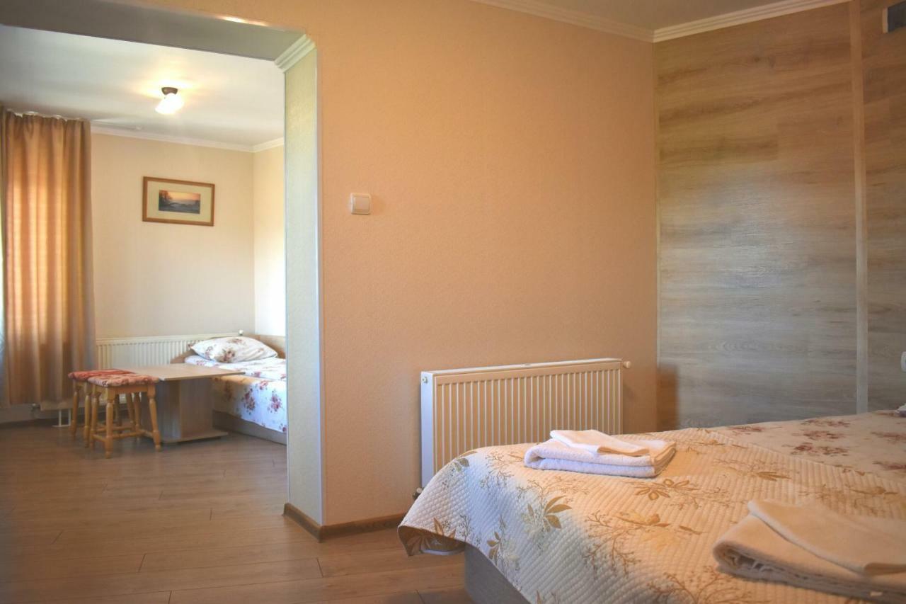 Family Hotel "Slavianska Dusha" เวลีคอเทอร์โนโว ภายนอก รูปภาพ