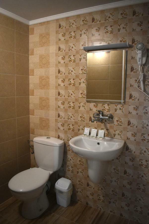 Family Hotel "Slavianska Dusha" เวลีคอเทอร์โนโว ภายนอก รูปภาพ